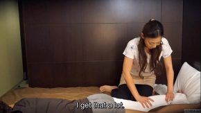In japonia la masaj cu un client i se scoala pula si fute bunaciune de japoneza